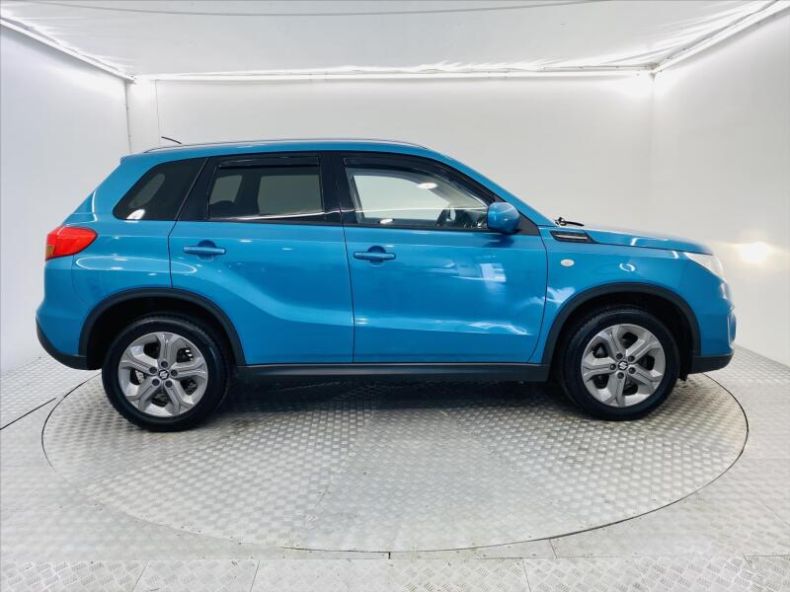 Suzuki Vitara - hlavní fotka