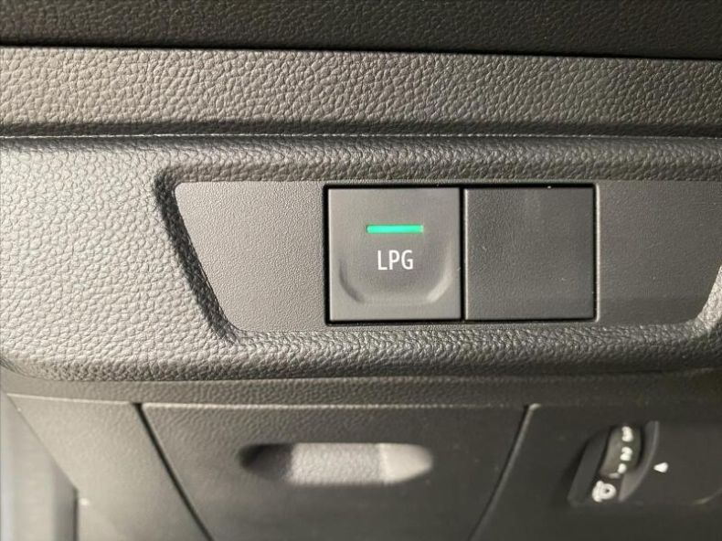 Dacia Logan - hlavní fotka