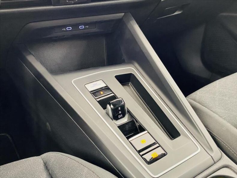 Volkswagen Golf - hlavní fotka
