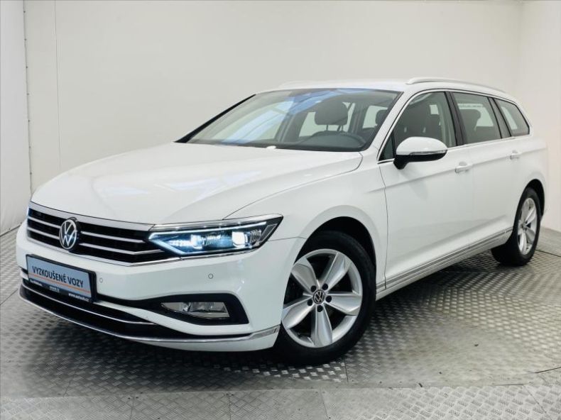 Volkswagen Passat - hlavní foto