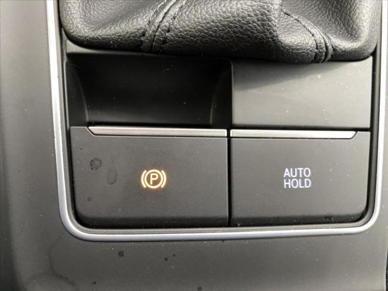 Volkswagen Golf - hlavní fotka