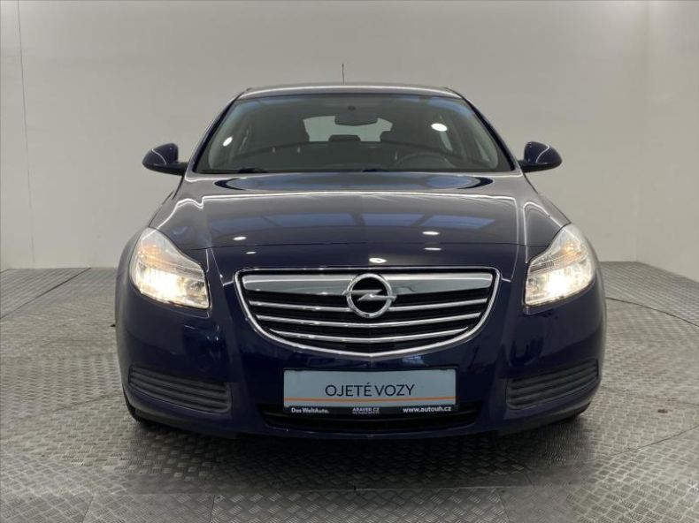 Opel Insignia - hlavní fotka