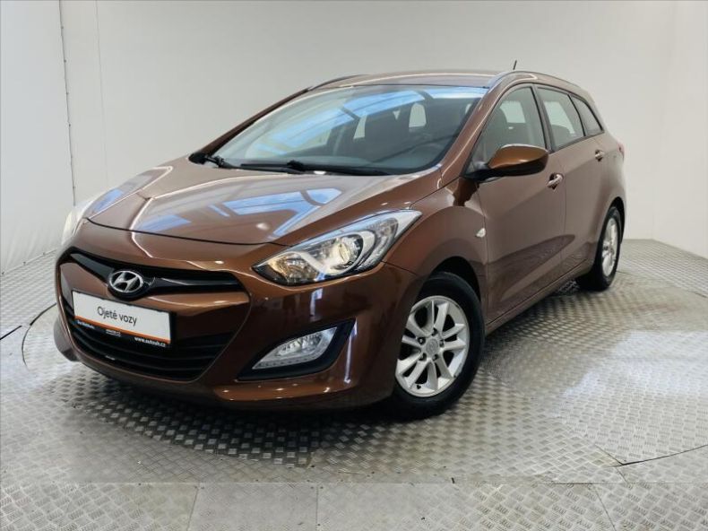 Hyundai i30 - hlavní fotka inzerátu