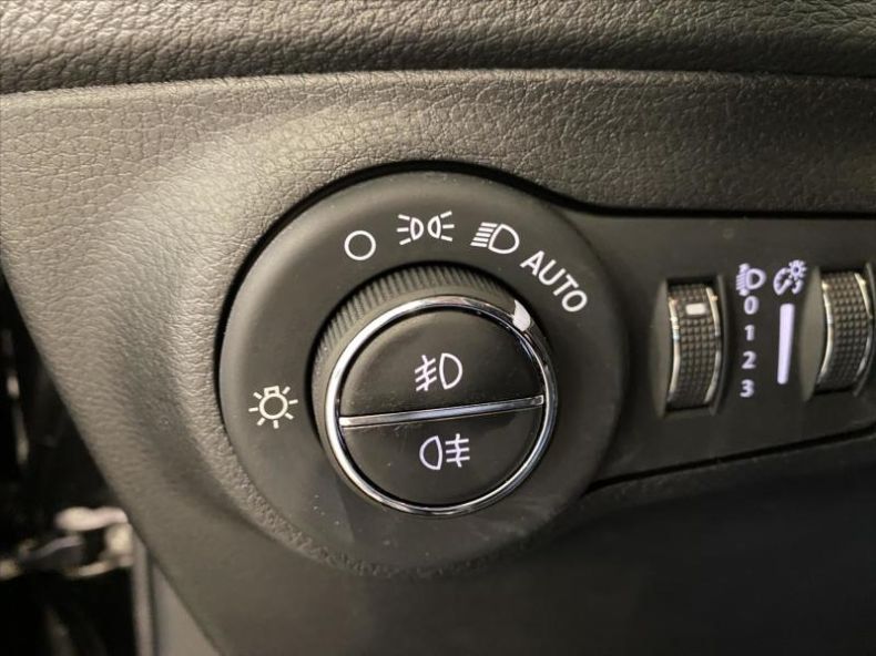 Jeep Compass - hlavní fotka