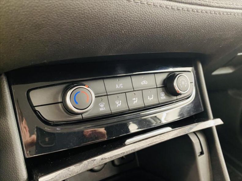 Opel Grandland X - hlavní fotka