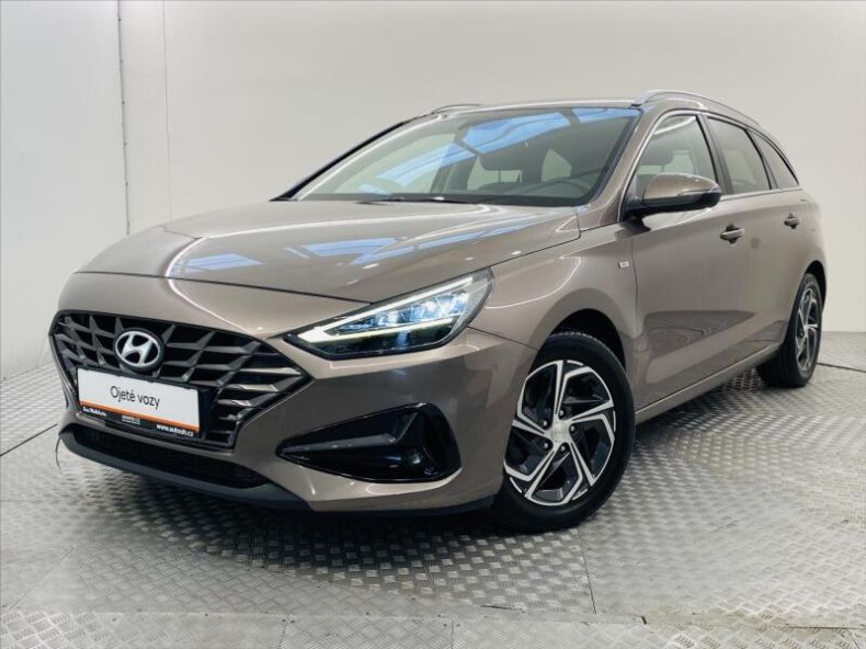 Hyundai i30 - hlavní foto
