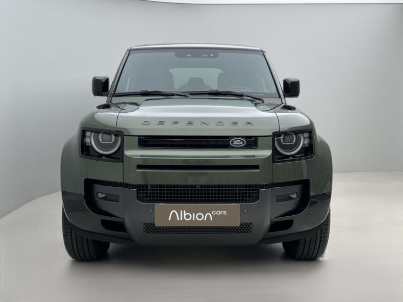 Land Rover Defender - hlavní fotka