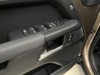 Land Rover Defender - fotka číslo 44