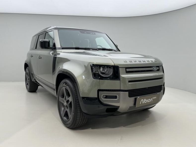 Land Rover Defender - hlavní fotka