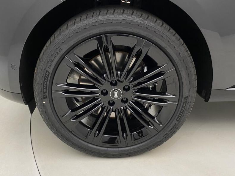 Land Rover Range Rover - hlavní fotka