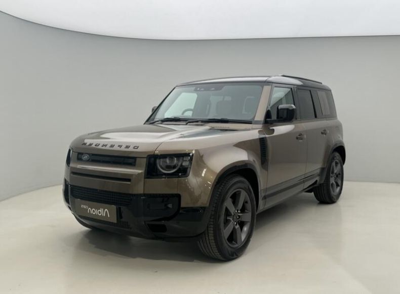 Land Rover Defender - hlavní foto