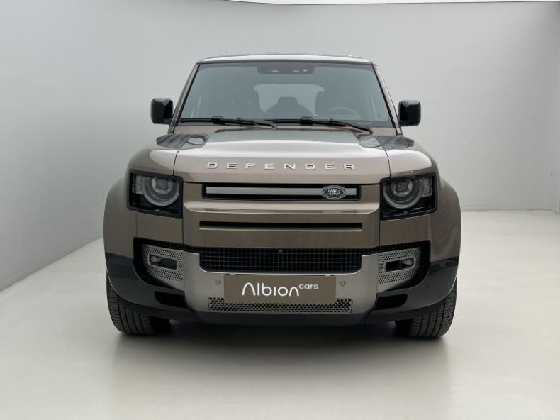 Land Rover Defender - hlavní fotka