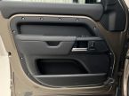 Land Rover Defender - fotka číslo 6
