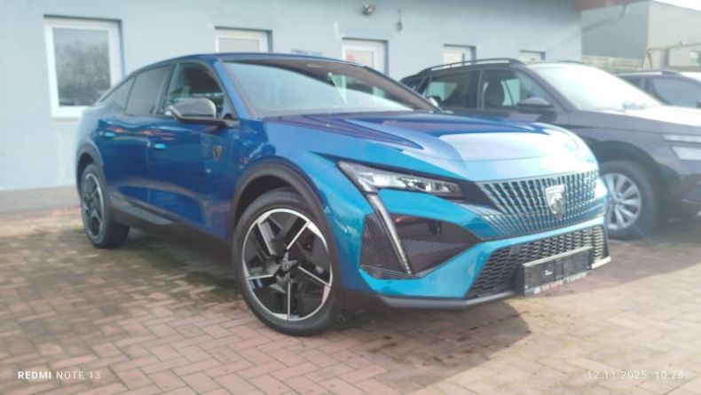 Peugeot 408 - hlavní foto