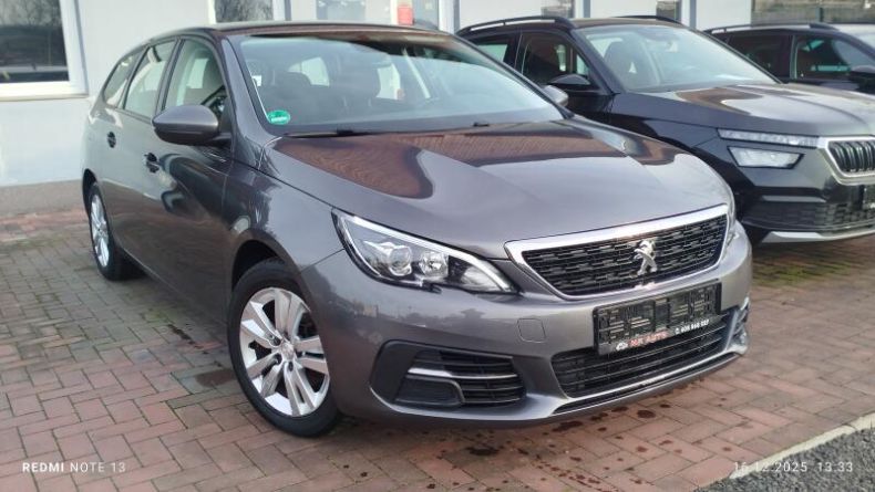 Peugeot 308 - hlavní foto