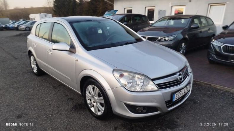 Opel Astra - hlavní fotka inzerátu