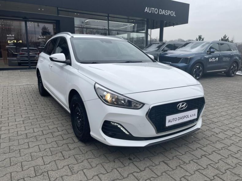 Hyundai i30 - hlavní fotka inzerátu