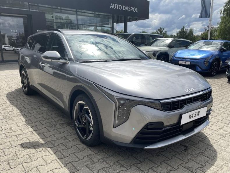 Kia K4 Sportswagon - hlavní foto
