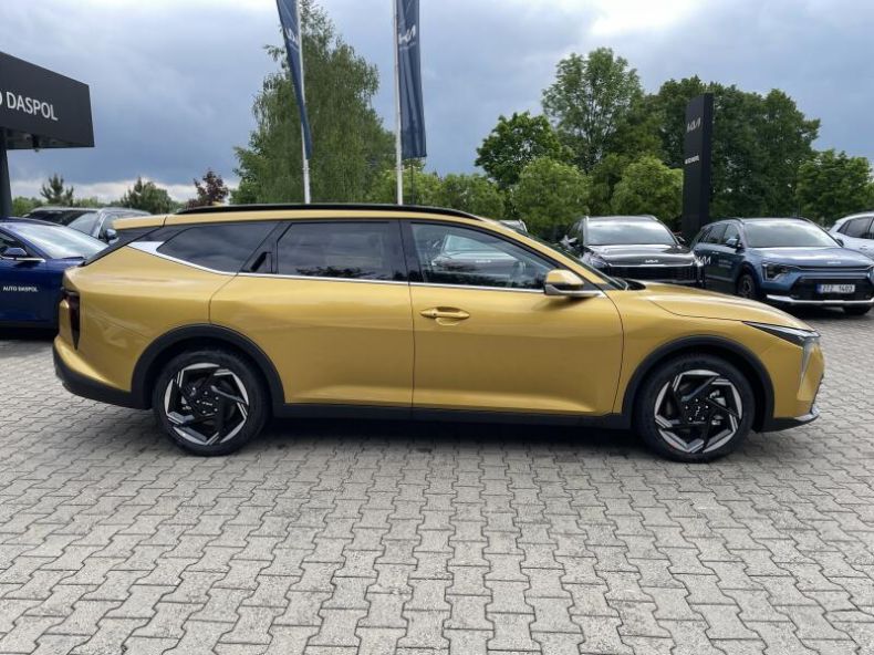 Kia K4 Sportswagon - hlavní fotka