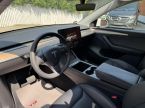 Tesla Model Y - fotka číslo 9