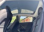Tesla Model Y - fotka číslo 30