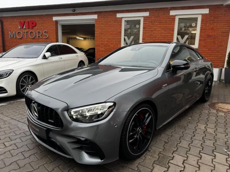 Mercedes Třída E - hlavní foto