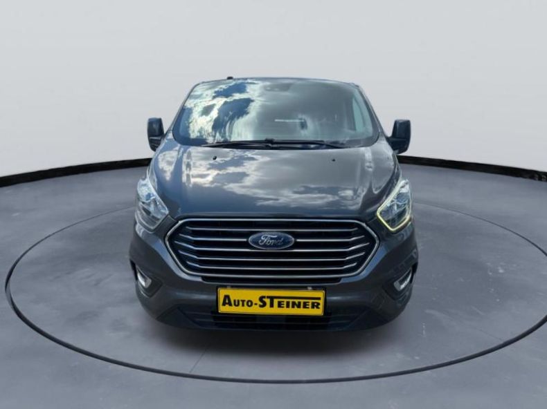 Ford Tourneo - hlavní fotka