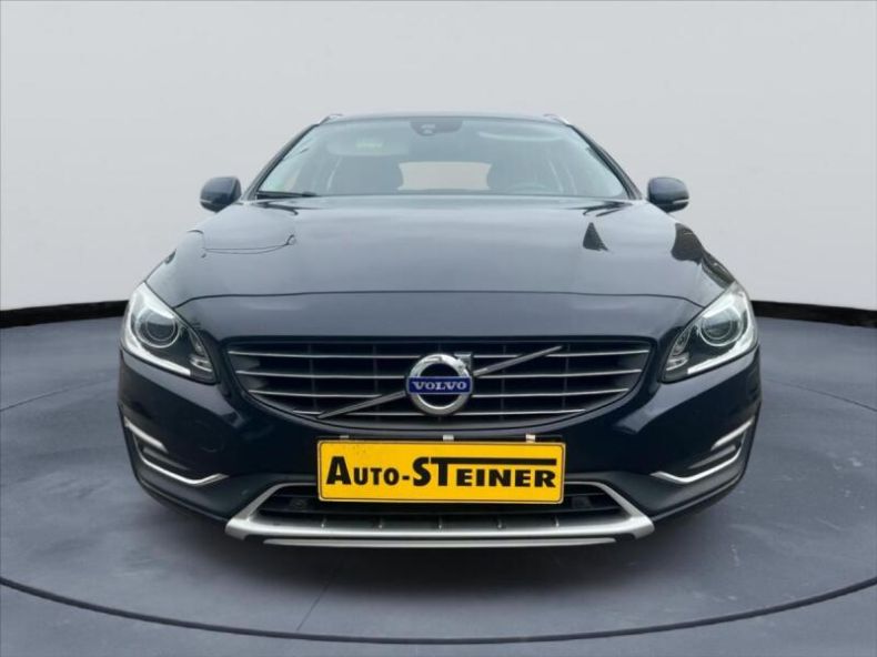 Volvo V60 - hlavní fotka inzerátu
