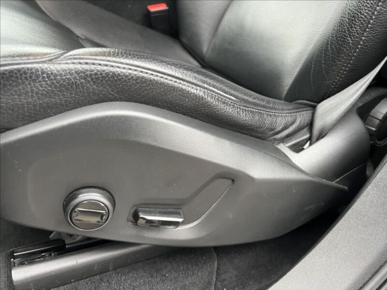 Volvo XC90 - hlavní fotka