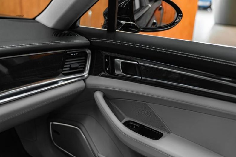 Porsche Panamera - hlavní fotka