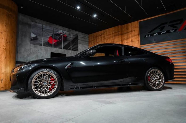 BMW M4 - hlavní fotka