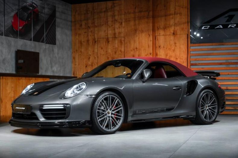 Porsche 911 - hlavní foto