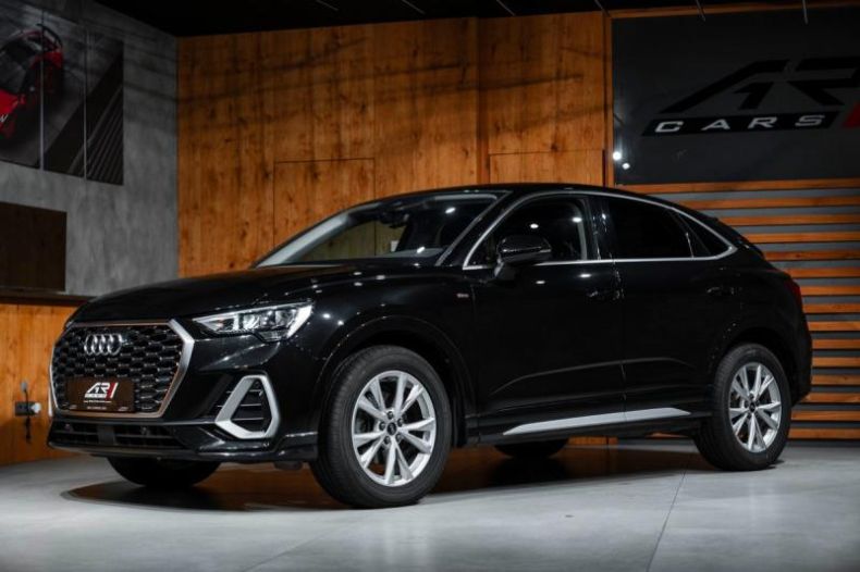 Audi Q3 - hlavní foto