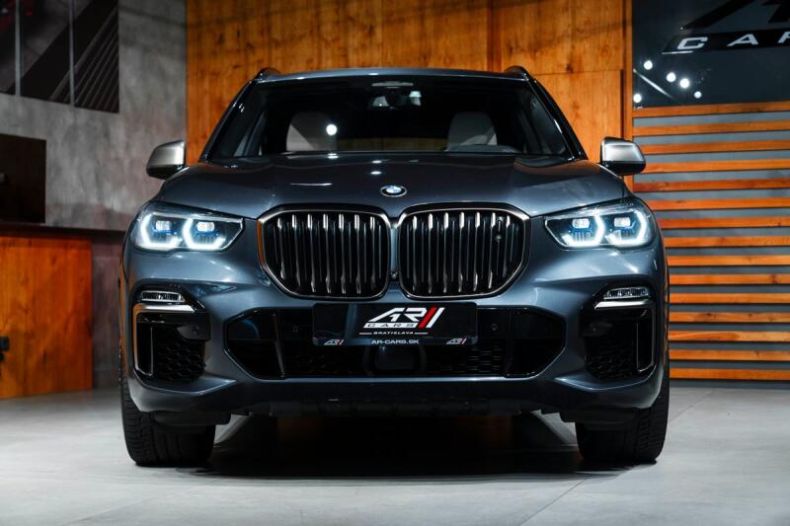 BMW X5 - hlavní fotka