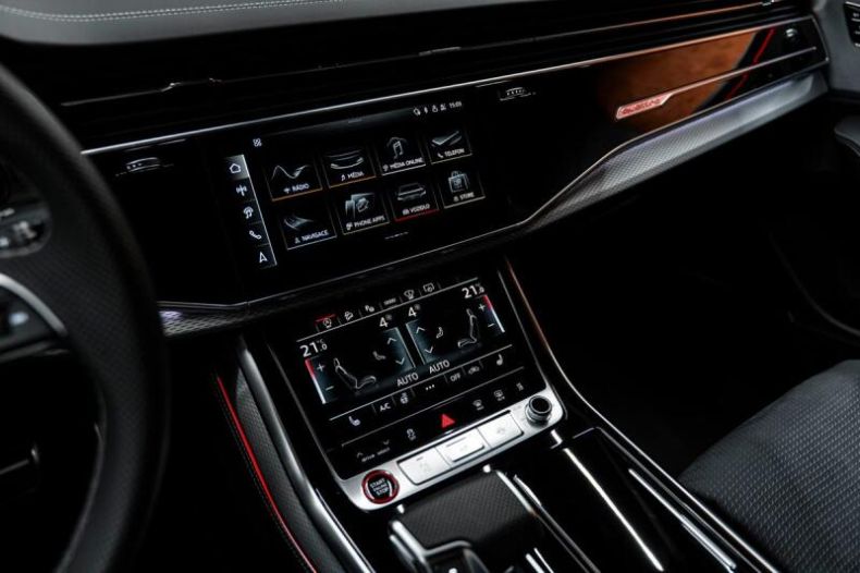 Audi Q8 - hlavní fotka