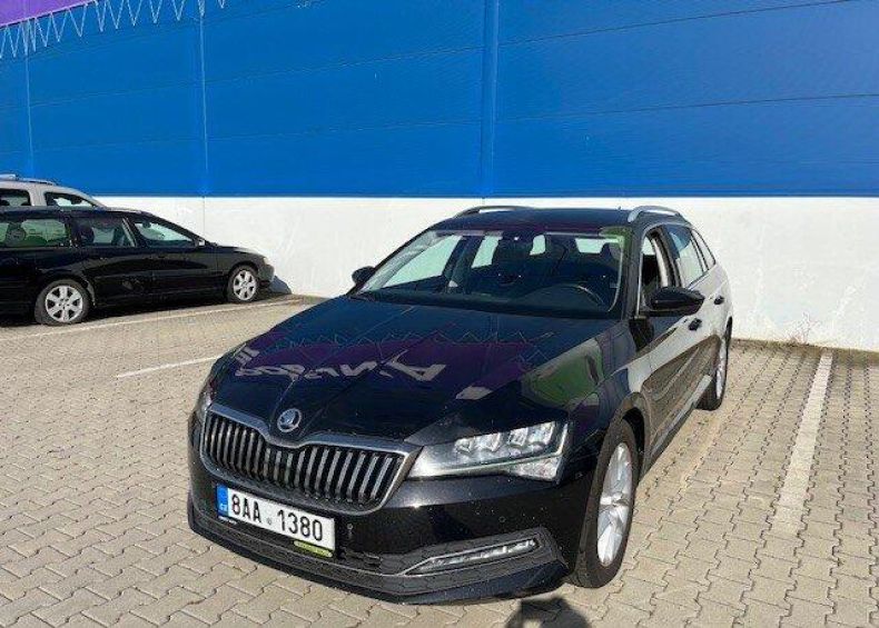 Škoda Superb - hlavní foto