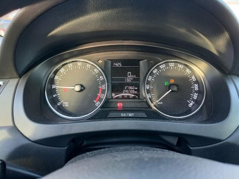 Škoda Rapid - hlavní fotka