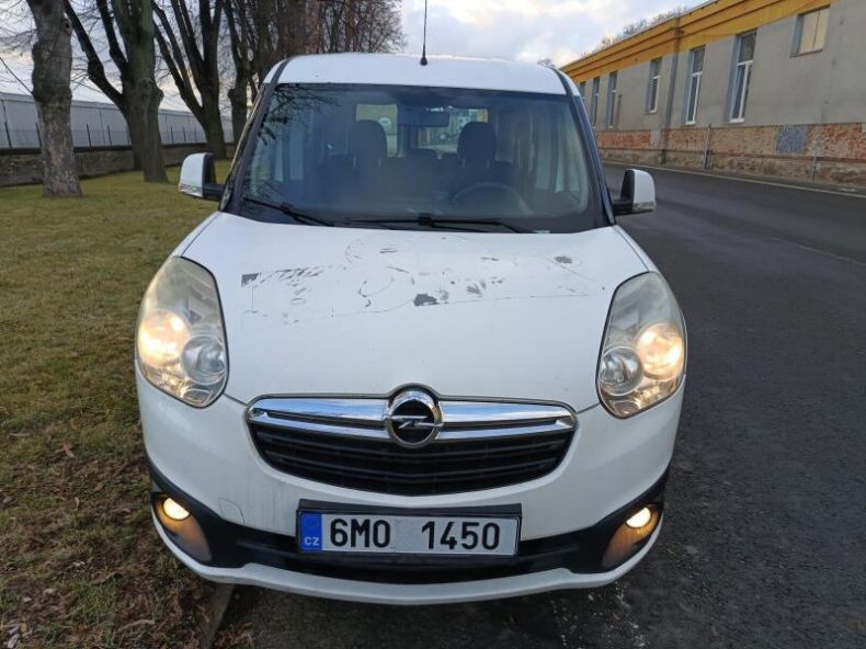 Opel Combo - hlavní foto