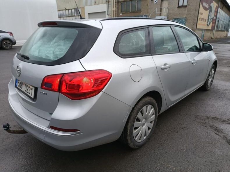 Opel Astra - hlavní fotka