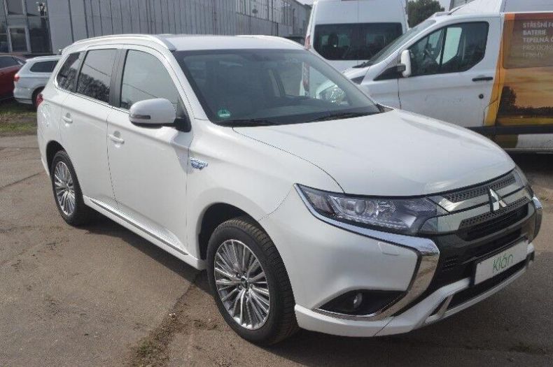 Mitsubishi Outlander - hlavní fotka inzerátu
