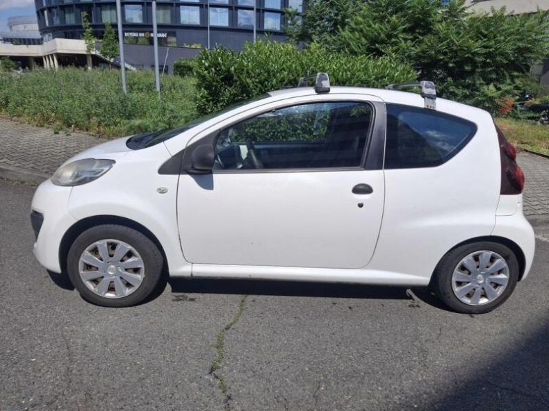 Peugeot 107 - hlavní fotka