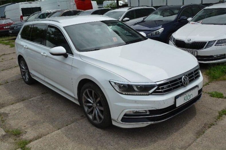 Volkswagen Passat - hlavní foto