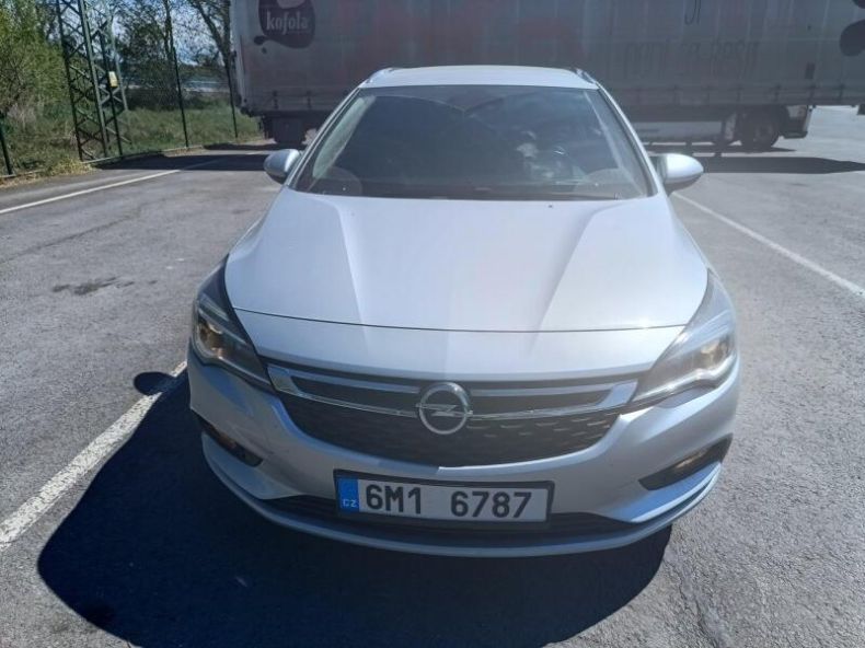 Opel Astra - hlavní fotka inzerátu