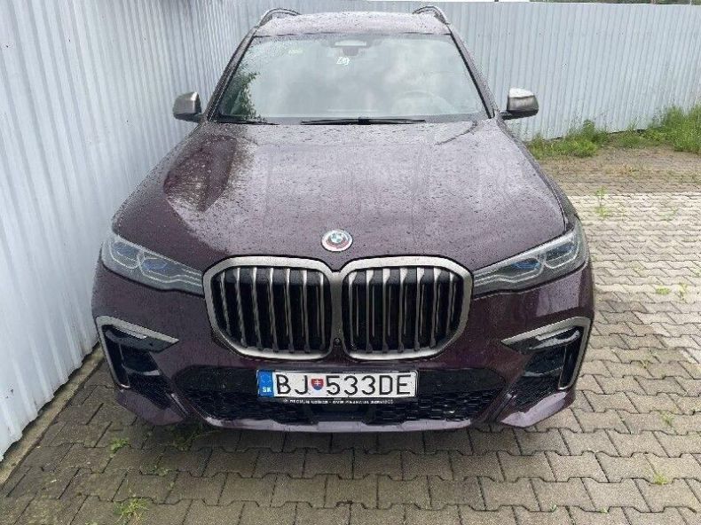 BMW X7 - hlavní foto