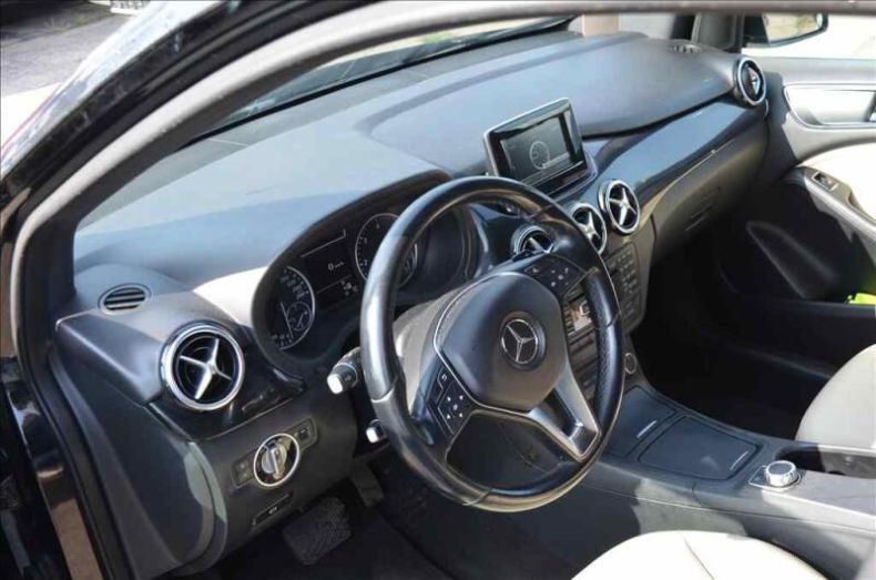 Mercedes Třída B - hlavní fotka