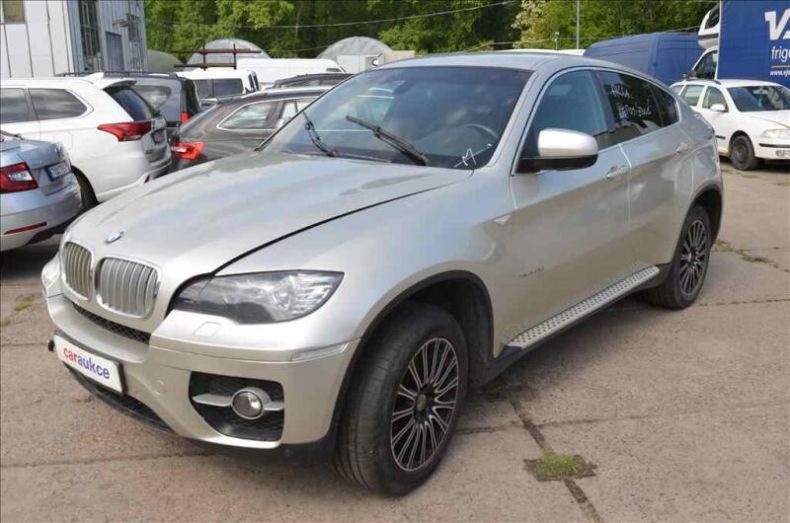 BMW X6 - hlavní foto