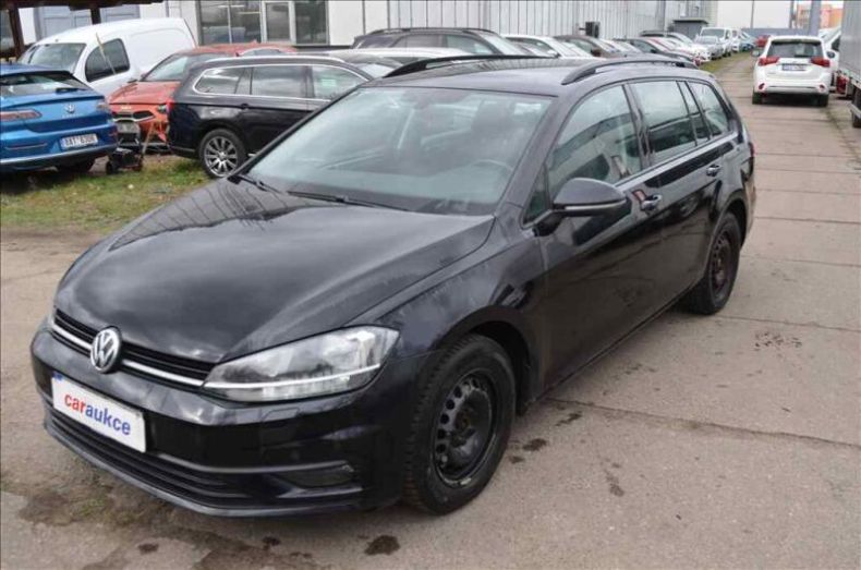 Volkswagen Golf - hlavní fotka inzerátu