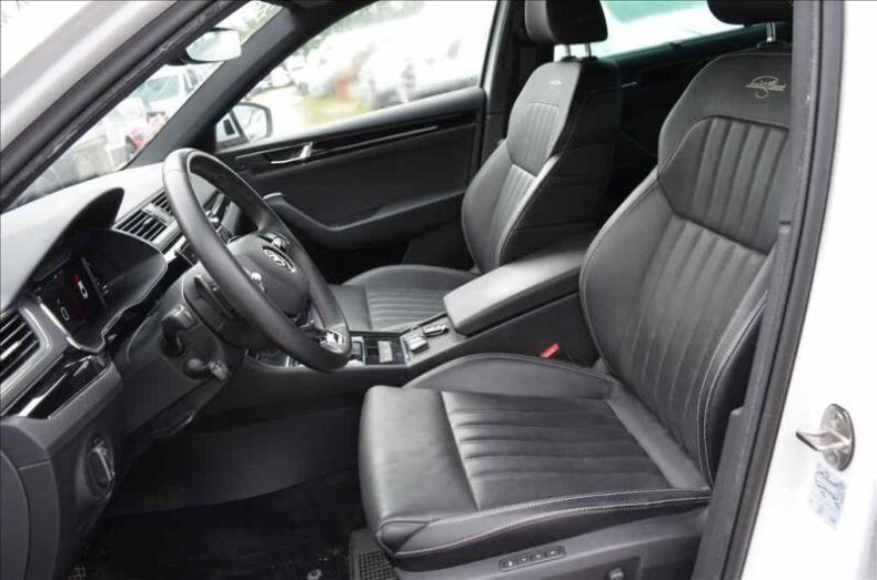 Škoda Superb - hlavní fotka