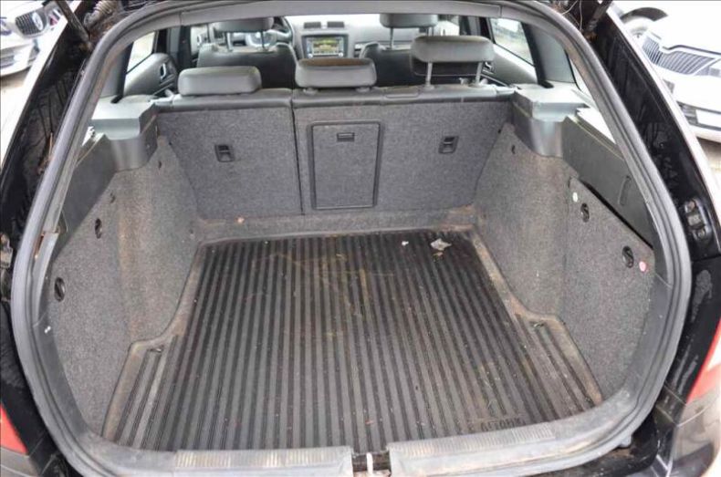 Škoda Octavia - hlavní fotka