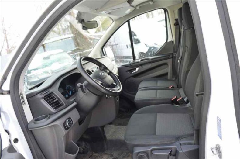 Ford Transit - hlavní fotka